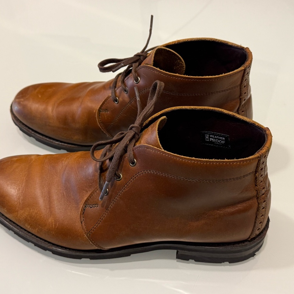 Allen Edmonds Brown Chukka Boots - Picture 4 of 11